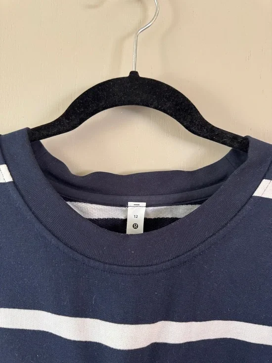 lululemon athletica True Navy and Antique White Striped Cropped Crew Sweater - Picture 6 of 8